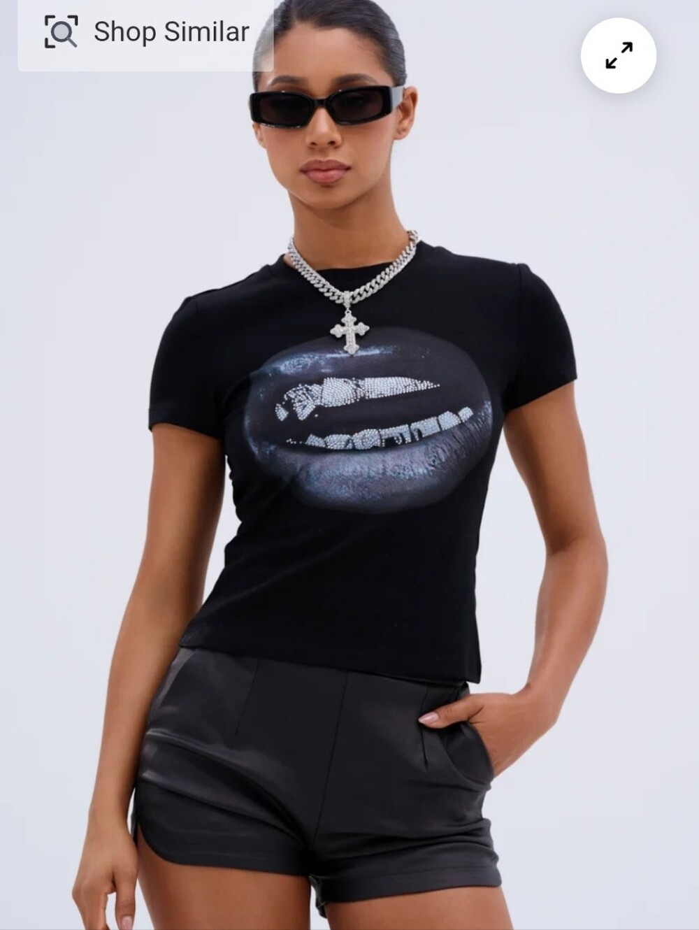 New Akira Diamonds On My Grillz Tee